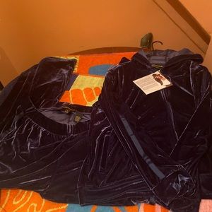 Women’s velour sweatsuit